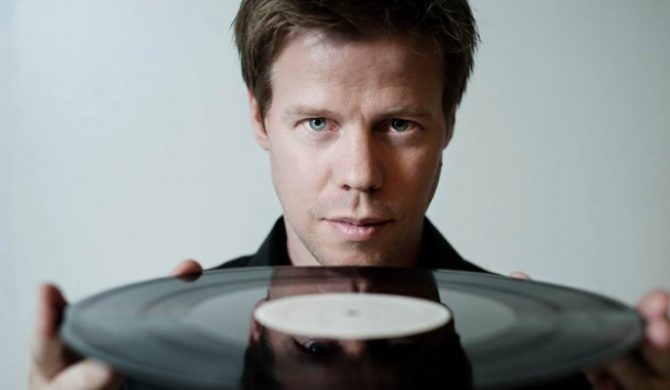 Nowy album Ferry Corstena