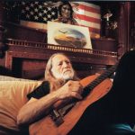 Willie Nelson w repertuarze Coldplay i Pearl Jam