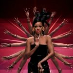 Rihanna w klipie Coldplay