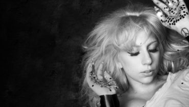 Lady Gaga nie spuści z tonu