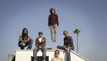 Incubus wydadzą koncertówkę