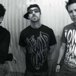 Blink-182 będą grali bez Travisa Barkera