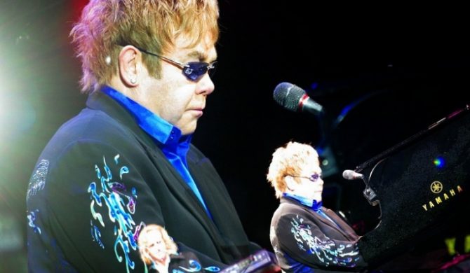 Elton John krytykuje Madonnę