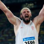 Hirek Wrona broni Majewskiego