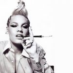 Jest drugi singiel Pink – audio