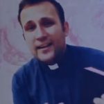 Ksiądz rapuje na bicie Jota – video
