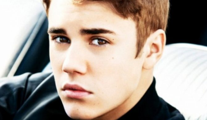 Justin Bieber śpiewa The Beatles – video