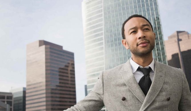 John Legend ucieka od elektroniki