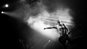 Peter Hook and The Light ponownie w Polsce