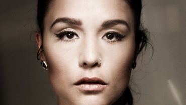 Jessie Ware koweruje Rihannę – video