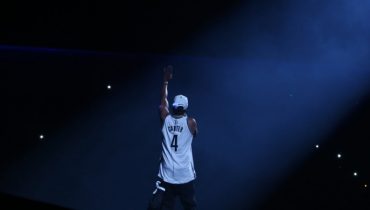 Jay-Z podpisał umowę z Warnerem