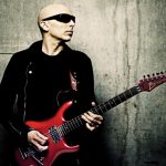 Szczegóły albumu Satrianiego
