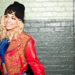 Rita Ora wyda przed Świętami
