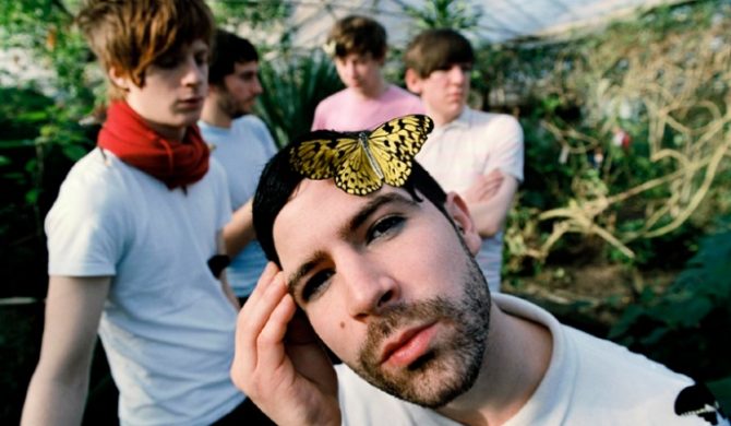 Foals tylko dla dorosłych (VIDEO)