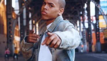 Chris Brown zapowiada nowy album (VIDEO)