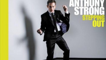 Anthony Strong – „Stepping Out”