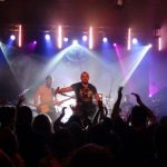 UKEJE przed Papa Roach