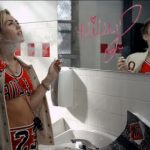 Miley Cyrus, Juicy J i Wiz Khalifa gośćmi Mike`a Willa (wideo)