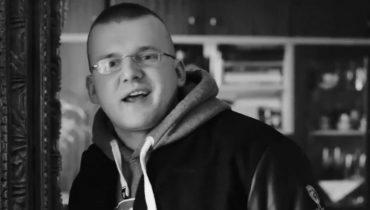 KęKę – „Zostaję” (wideo)