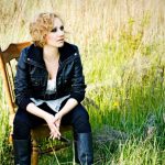 Patrycja Kosiarkiewicz/Effortless – „Życie za krótkie” (wideo)