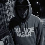 HuczuHucz – „Nim zajdzie słońce za osiedle” ft. Flojd, W.E.N.A. (audio)