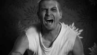 Kali/Gibbs – „Piękny ból” (wideo)
