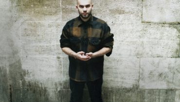 Josh Record supportem Jamesa Blunta
