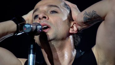 Klip na dzień: Depeche Mode – „Hole To Feed”