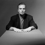 Grzegorz Ciechowski w reklamie garniturów. Córka protestuje, wdowa po artyście tłumaczy
