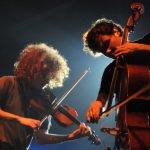 String-metalowy support przed Dredg