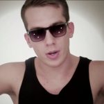 Pierwsza groupie Flinta (wideo)