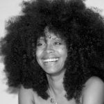 Erykah Badu wystąpiła incognito na Times Square. Zarobiła niecałe 4$