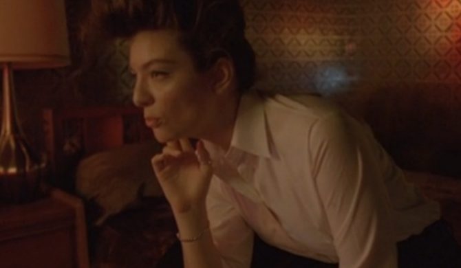 Lorde – „Yellow Flicker Beat” – klip promujący nowe „Igrzyska śmierci”