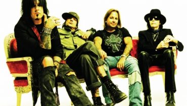 Mötley Crüe podsumowują