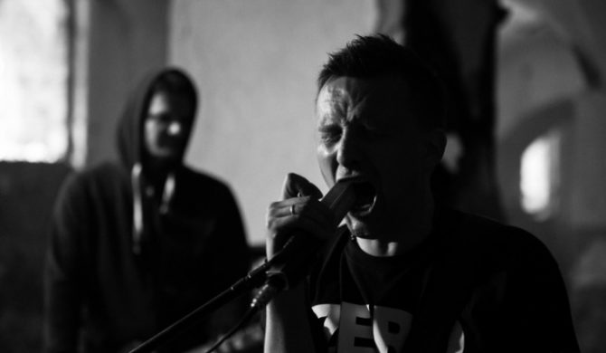 „Minus (bez ciebie)” – nowy klip grupy aTOM