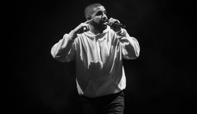 Drake ponownie dissuje Meek Milla. „Czekam na odpowiedź cztery dni, Czarnuchu”