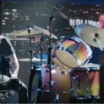 Dave Grohl zmierzył się w pojedynku perkusyjnym ze Zwierzakiem z „Muppetów”