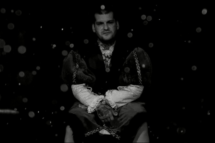 Popek zapowiada osiem klipów promujących album „Król Albanii” i dziękuje YouTube`owi