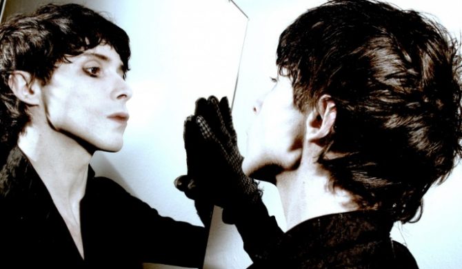 IAMX wraca do Polski