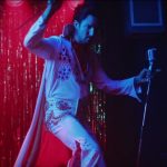 Frank Turner jako Elvis Presley (wideo)