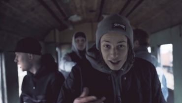 Deys x Kartky x Wac Toja x Żabson x Igrekzet x Guzior we wspólnym klipie