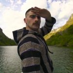 „Quebahombre” – nowy teledysk Quebonafide