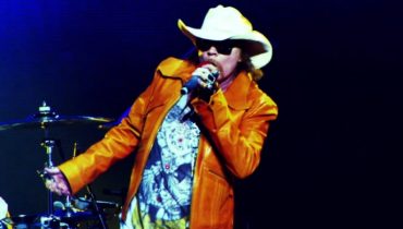 Axl Rose zostanie wokalistą AC/DC?