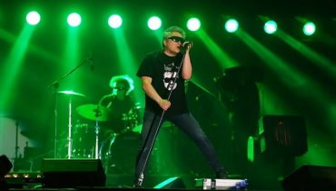 Kryzys Love Tour 2009 w Stodole