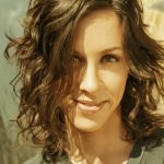 Alanis Morissette lubi sobie przyjarać
