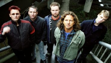 Vedder jak Springsteen [posłuchaj]