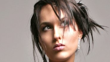 Sara May podsumowuje 2009 rok [video]