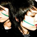 Klip na dzień: Tegan And Sara – „Feel it in my Bones”