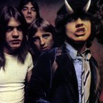 Wokalista AC/DC z dziećmi