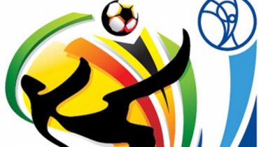 Terry Venables śpiewem zaprasza do RPA [video]